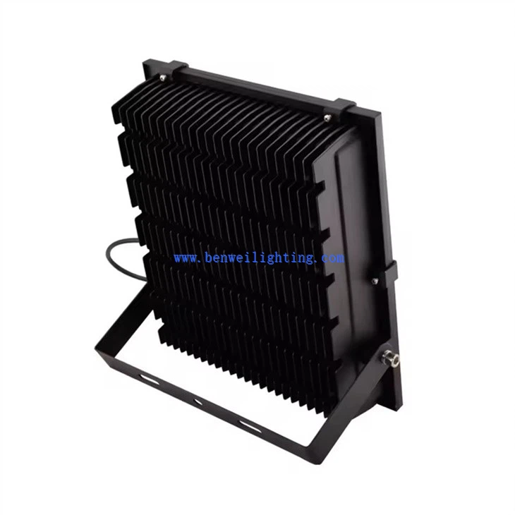 Freeway Floodlight (4)