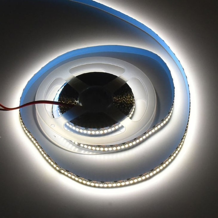 strip light ceiling